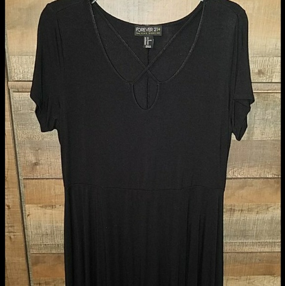 Forever 21 Dresses & Skirts - Black casual dress
